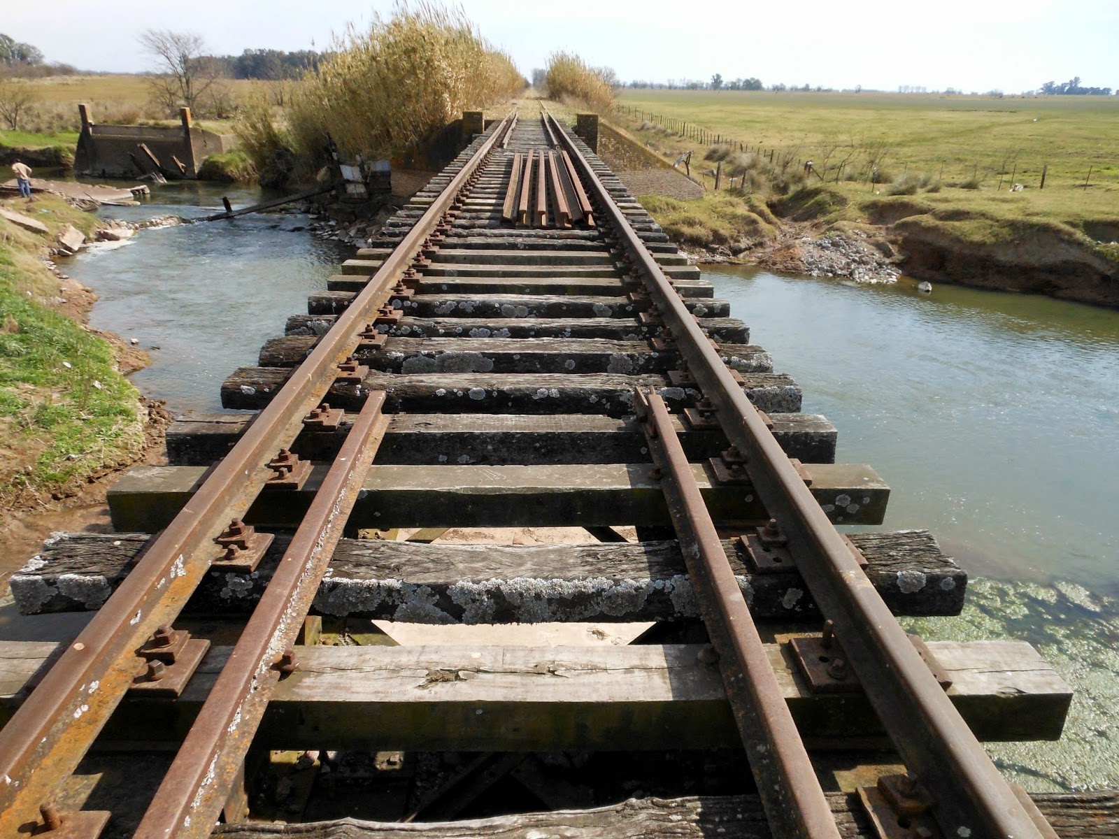 CAMINANDO LA PAMPA Arroyo del Medio, Buenos Aires, Argentina