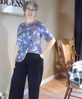 Simplicity 8841 Wide Leg Crop Ponte Knit Pants www.sewplus.blogspot.com