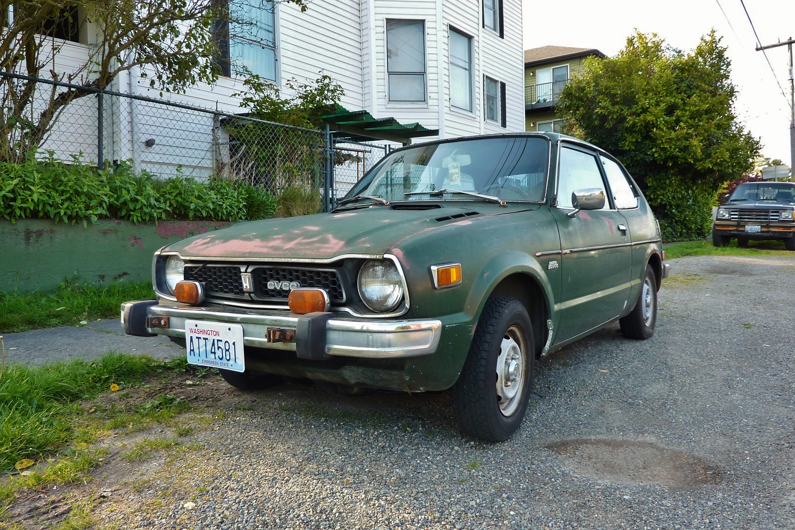 Seattle's Parked Cars: 1976 Honda Civic CVCC