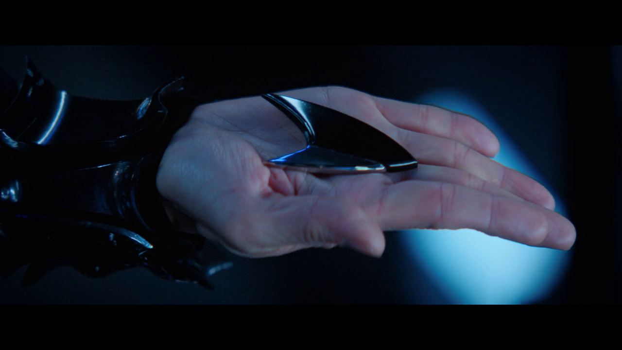 Корабли секции 31 star trek. Star trek discovery ремонтные боты. Галактика андромеды невооруженным глазом. 31 star. 31 star.