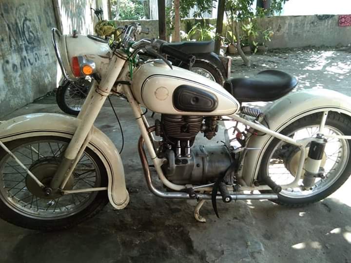 BMW r25