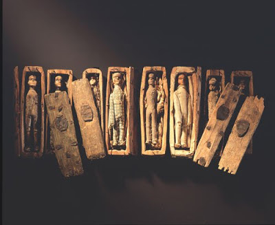 لغز دمى التوابيت