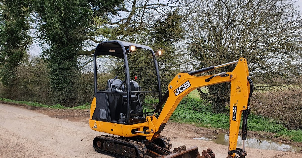 Why Mini Diggers Are An Ideal Tool For Garden Renovation