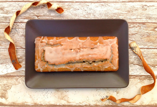 Bizcocho Fácil De Avena, Naranja Y Semillas De Amapola
