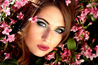 girl-1361904_960_720