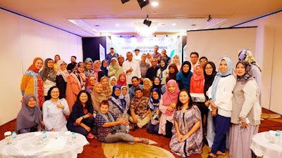 vivatalk peran perempuan di era digital menuju indonesia maju isu kesetaraan gender talkshow nurul sufitri travel lifestyle blogger review hotel millenium