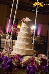 cake flowers fabulous cakes bride using bolo tables decorations display weddings hanging brides unique frank aniversario suspenso glamorous chandelier cupcakes