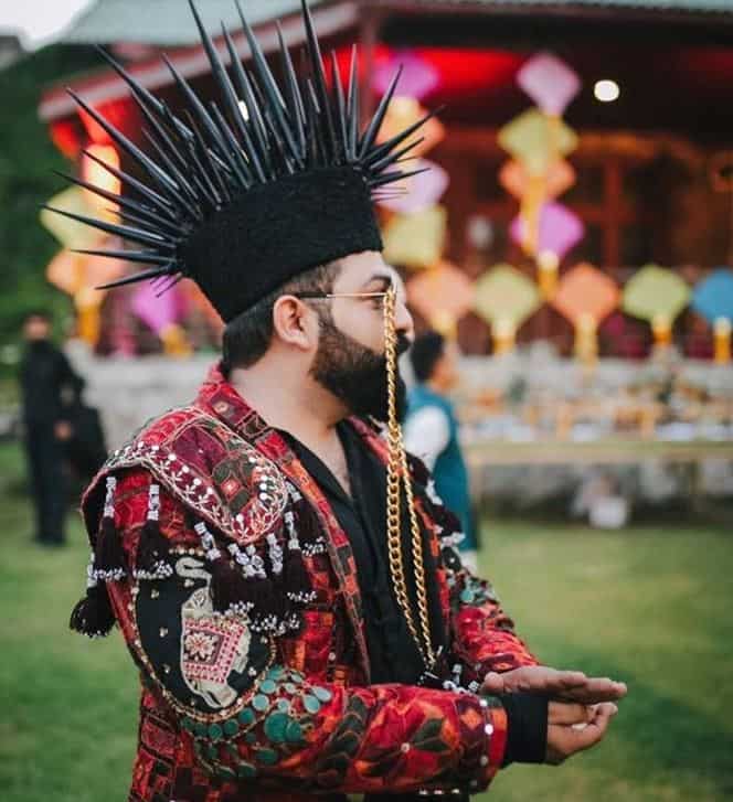 Designer Ali Xeeshan Unique and Stylish Outfit with His Wife Got everyone's Focus Designer Ali Xeeshan Unique and Stylish Outfit with His Wife Got everyone's Focus