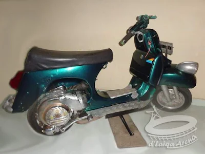 Vespa Excel 150