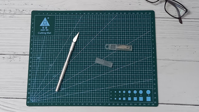 Cutting Mat and Exacto Knife Cutting Mat and Exacto Knife