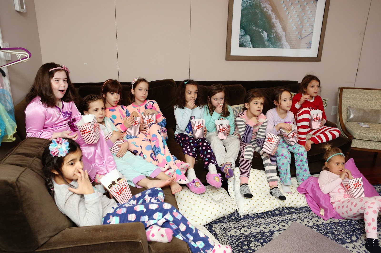 the sparkly life: How to Throw A (Faux) Sleepover Party!
