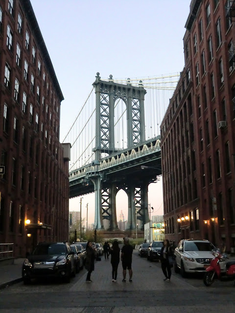 Brooklyn DUMBO Manhattan bridge
