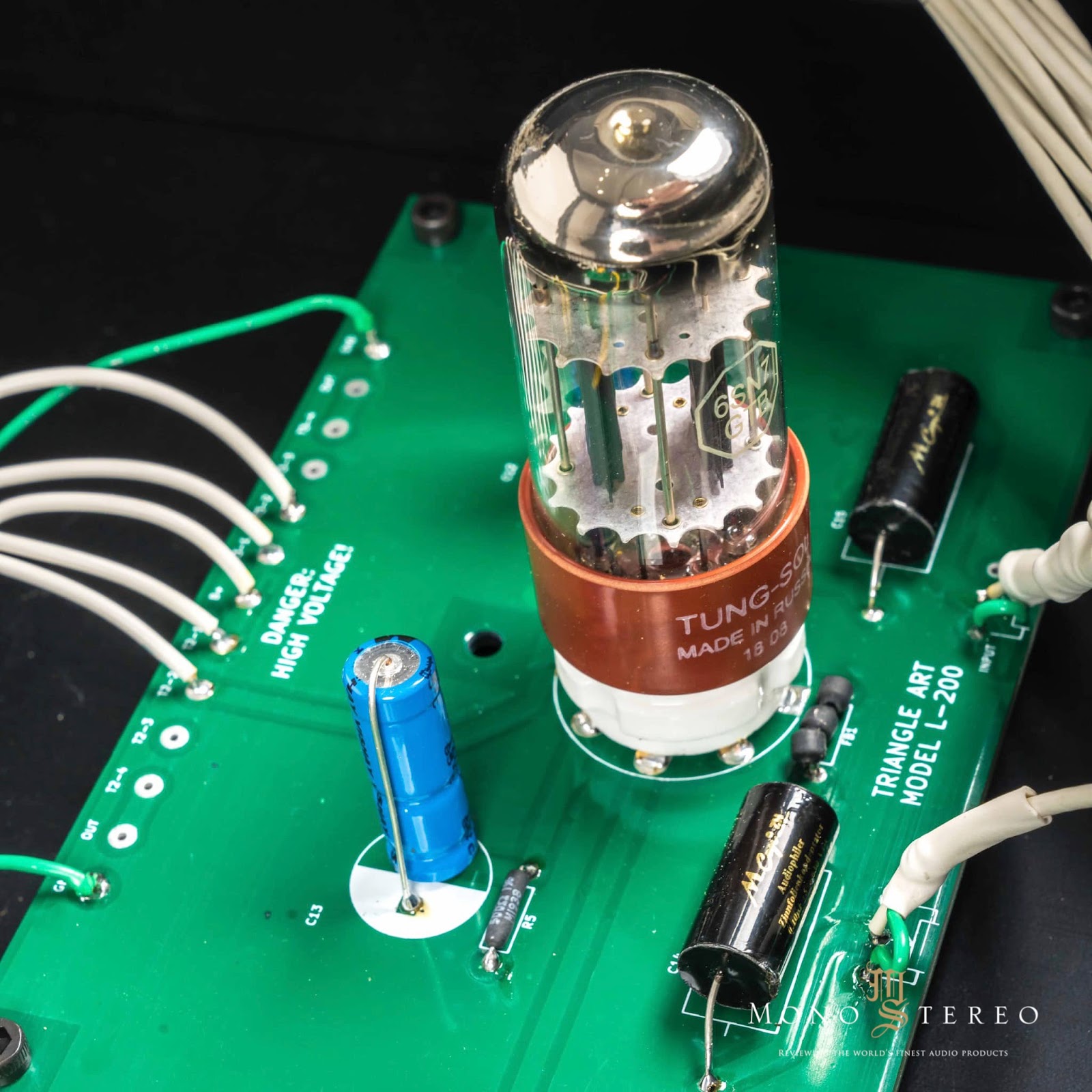 New Triangle Art L200 Reference tube preamplifier M & S Ultimate