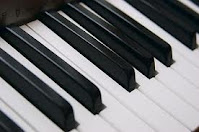 music & piano stores