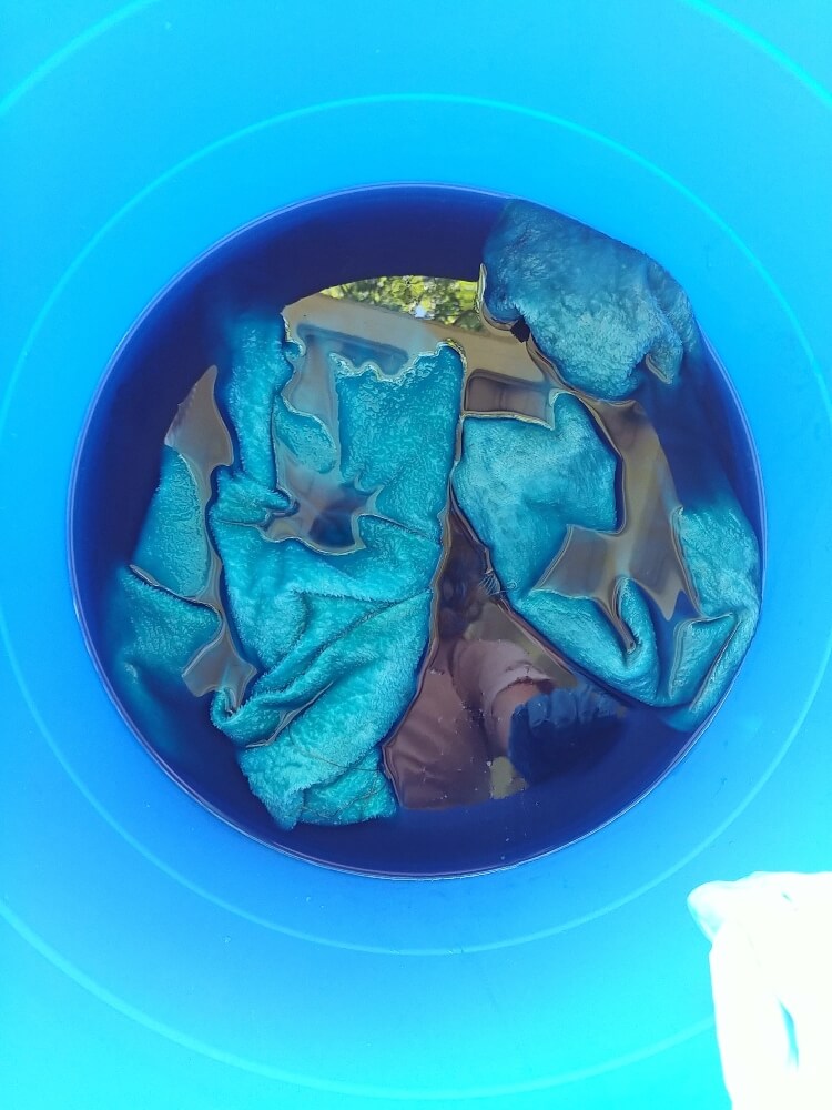 How to OverDye Fabric & Repurposed Vintage Velvet Tablecloths Little