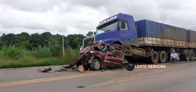 Bebê de seis meses morre após carro ser imprensado por carretas em Ariquemes – VÍDEO