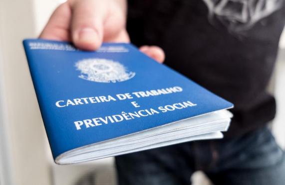 Projeto de Lei visa incentivar inclusão de jovens no mercado de trabalho