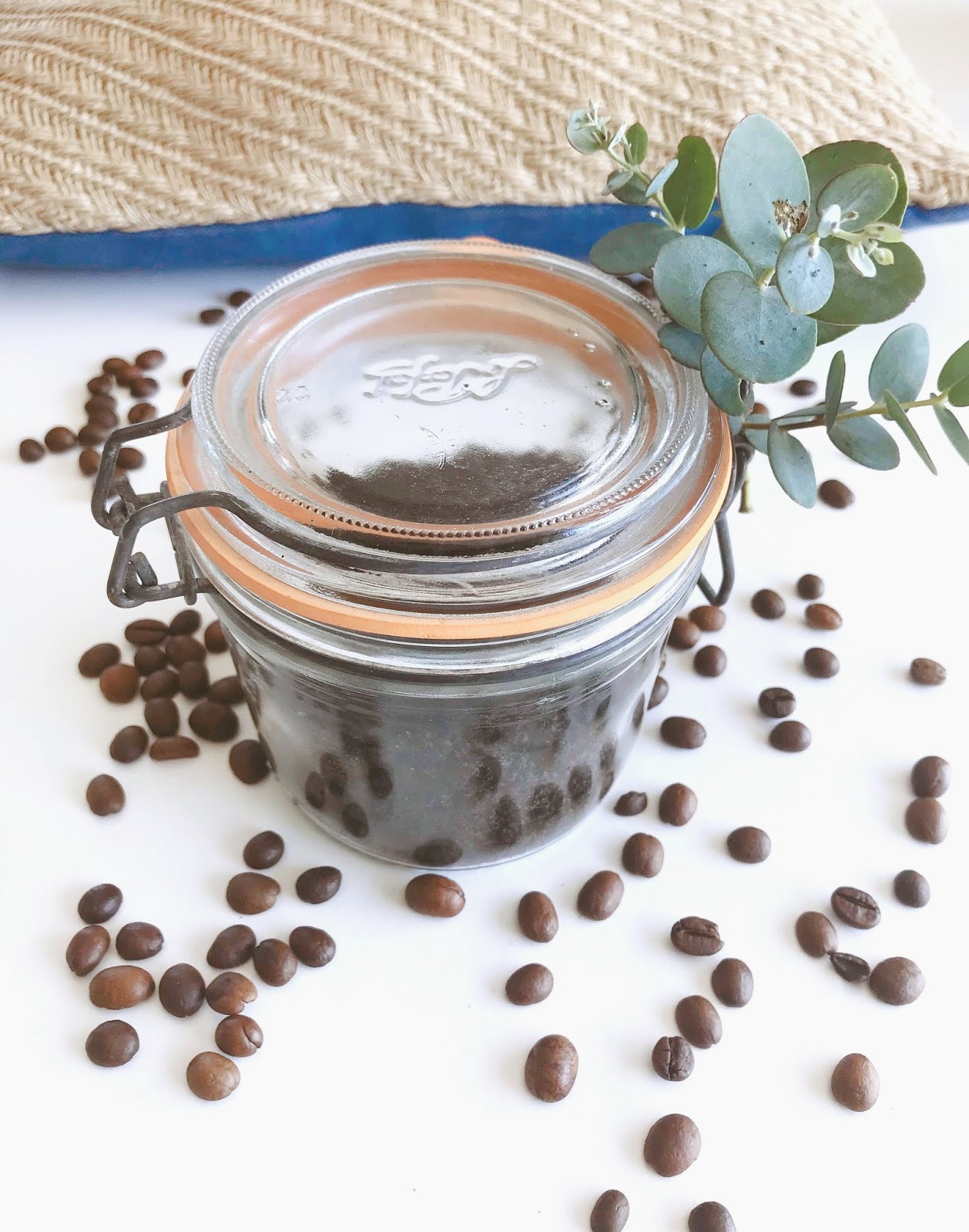 Gommage maison au marc de café Diy gommage exfoliant maison au marc de café pour le corps