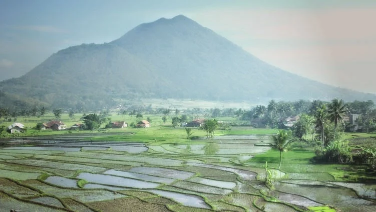 Foto Dataran tinggi Priangan di Jawa Barat
