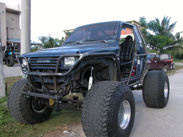 Harga Mobil Feroza Sporty Murah 30 Jutaan Otoberita