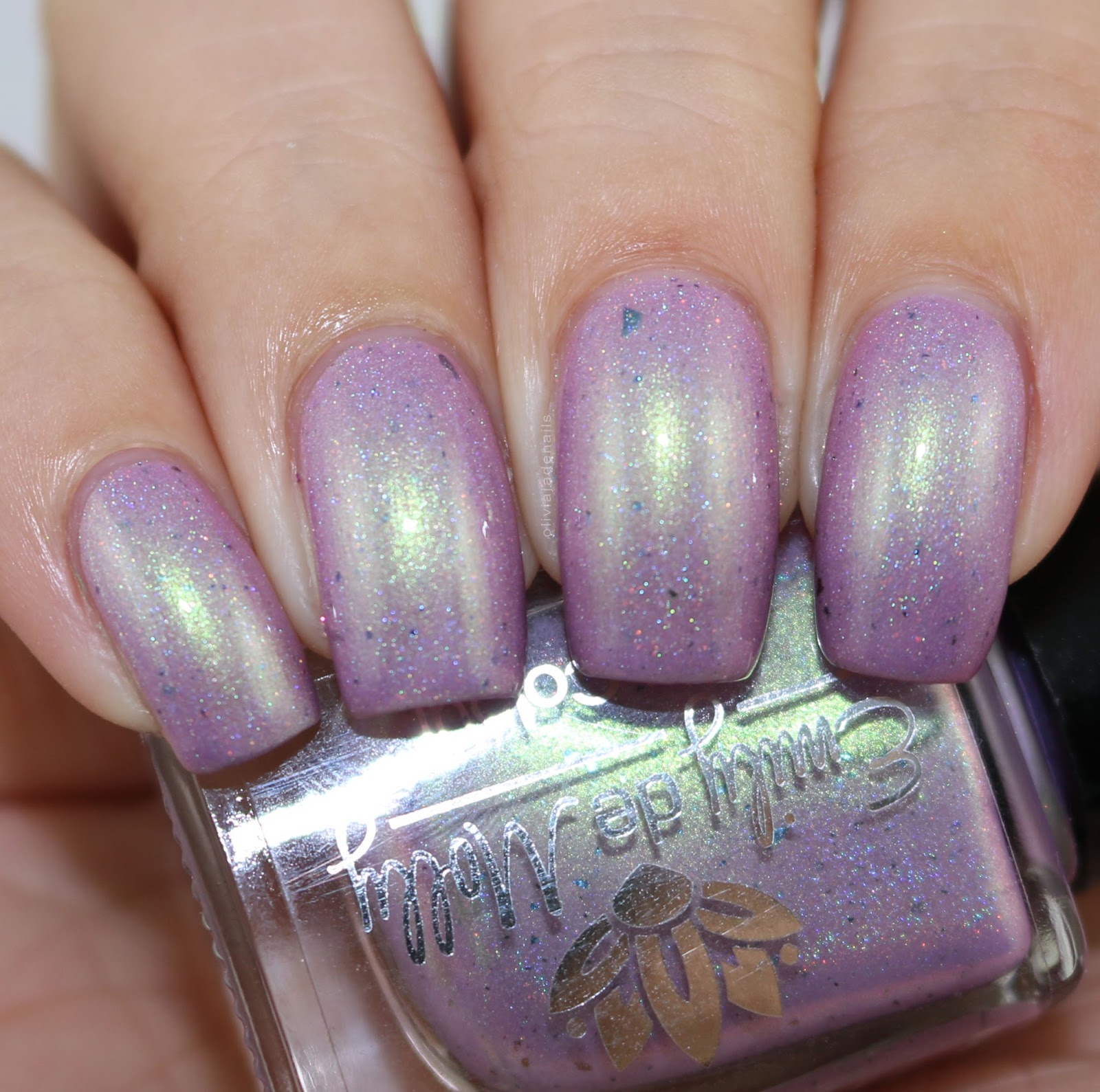 Emily de Molly Sample 433 swatched by Olivia Jade Nails