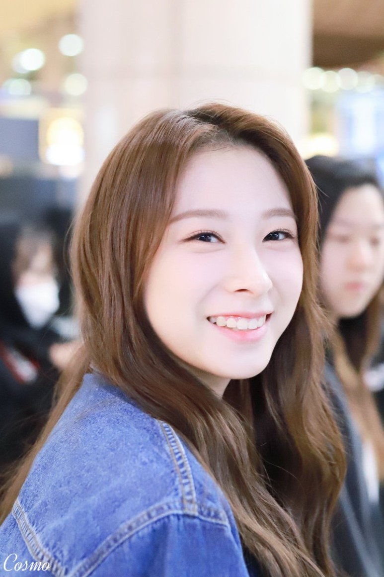 데뷔 첫 공항사진 뜬 걸그룹 | 인스티즈