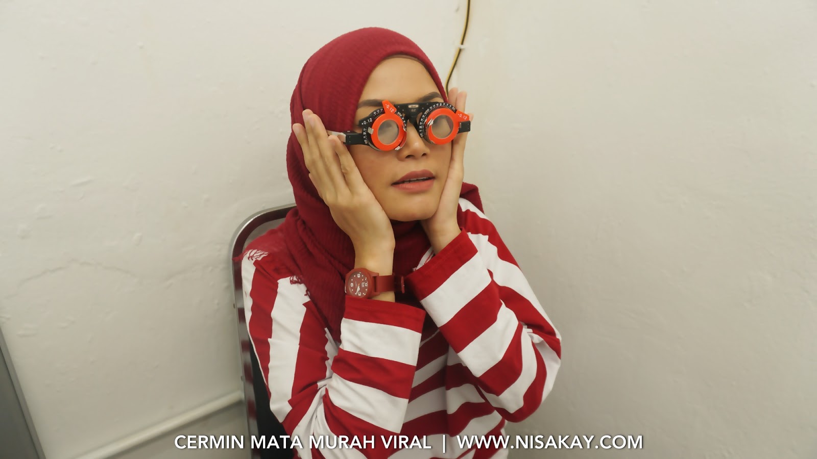 Cermin Mata Terapi Pinhole Glasses Mengurangkan Rabun Dan Silau