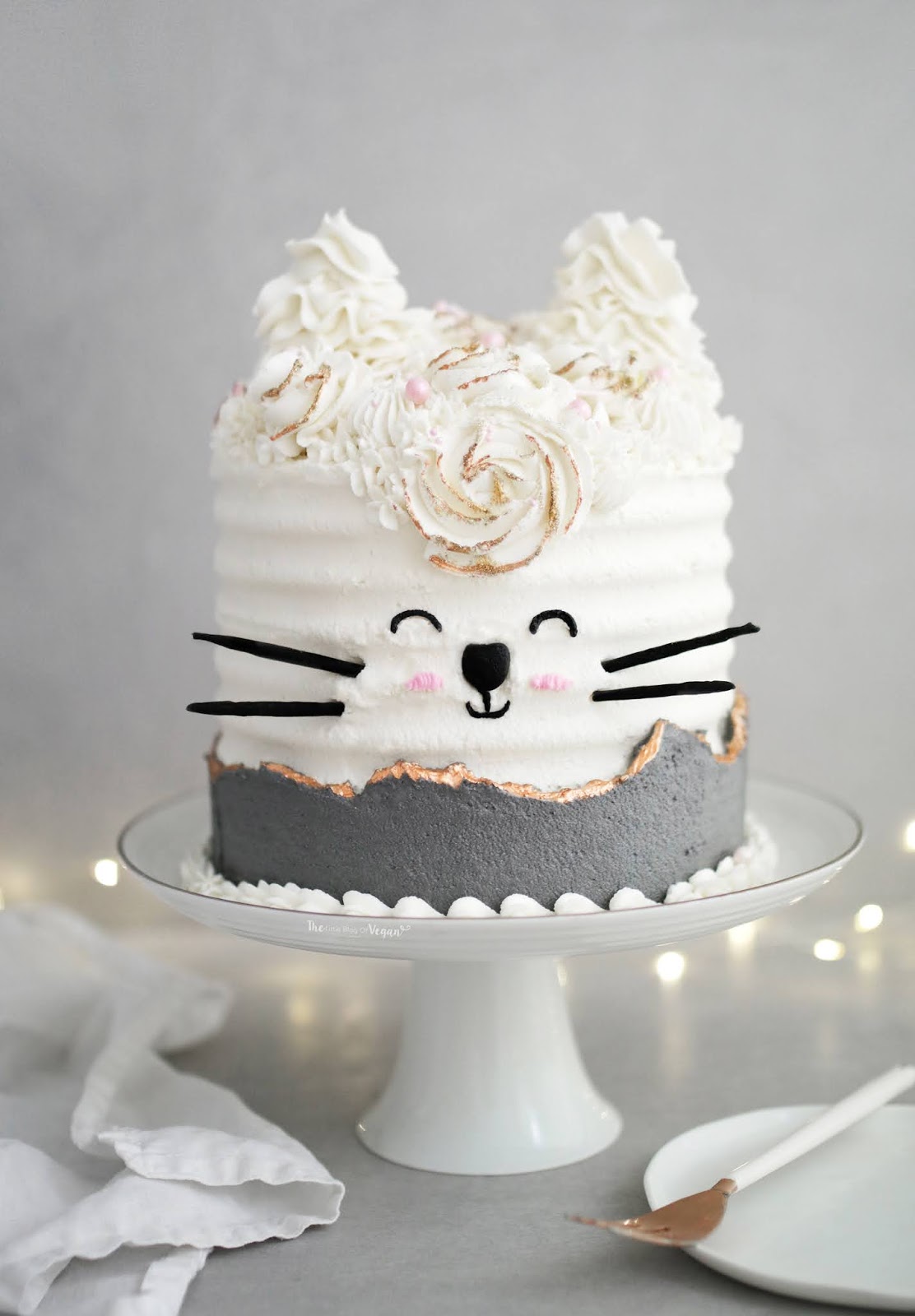 Vanilla cat cake recipe | The Little Blog Of Vegan