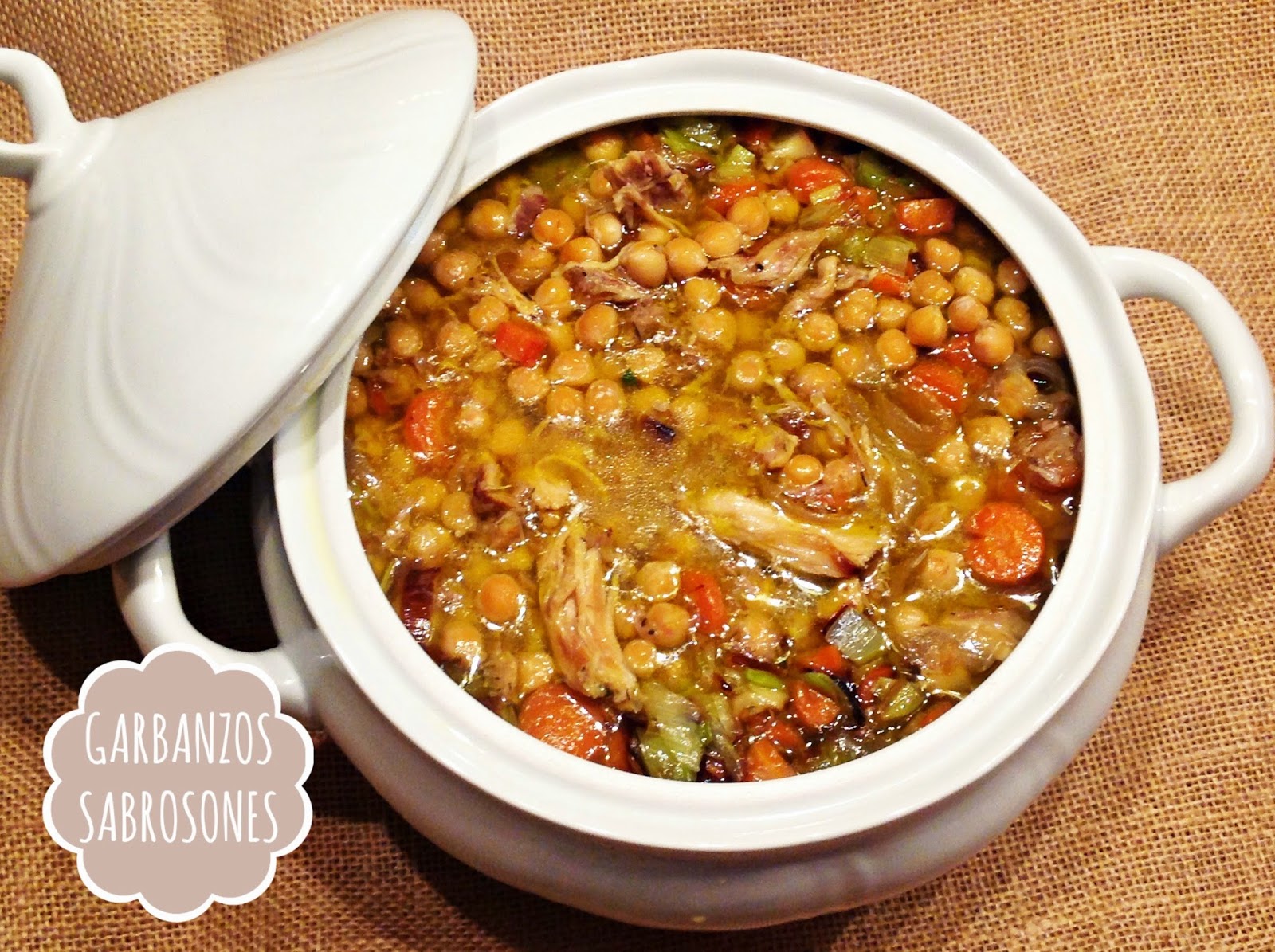 GARBANZOS MUY SABROSOS Y SIN GRASA GARBANZOS MUY SABROSOS Y SIN GRASA