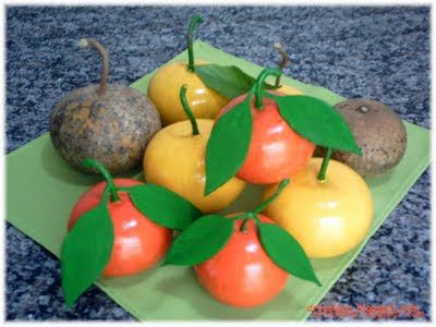 Frutas feitas com porongo (cabaça)