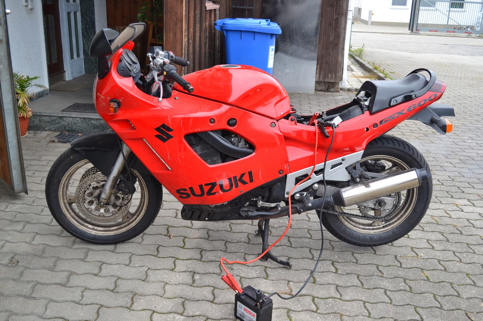 gebrauchte Motorräder + Schraubertipps Suzuki GSX 600 F