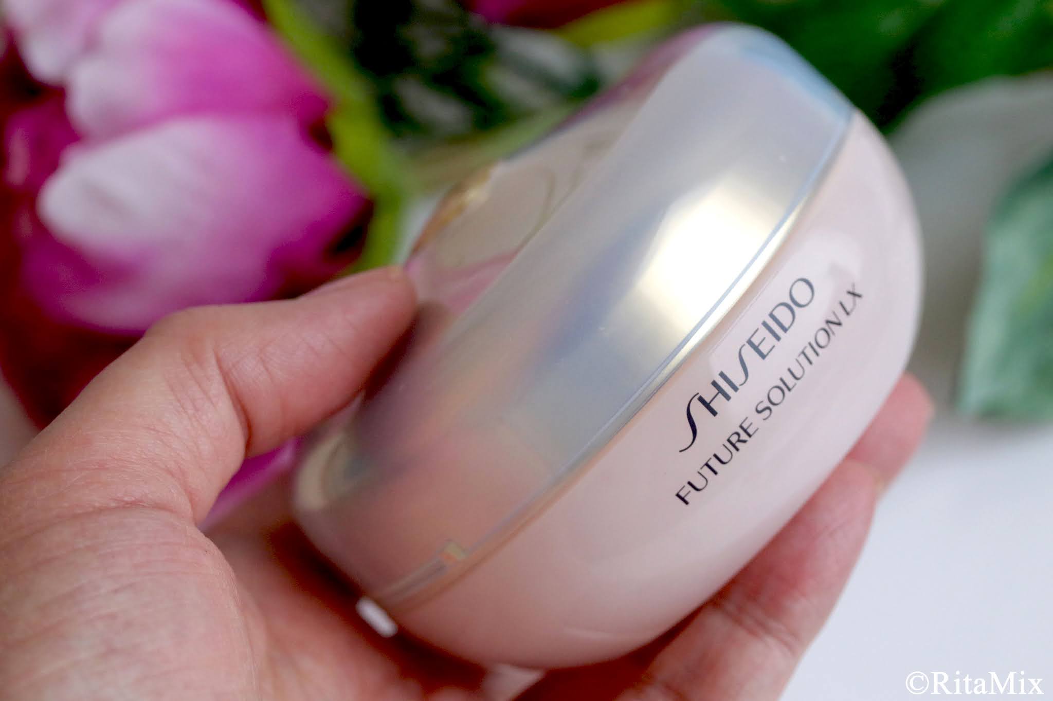 Shiseido пудра future solution lx. Shiseido пудра future solution lx. Шисейдо рассыпчатая. Пудра шисейдо radiant. Shiseido пудра future solution lx.
