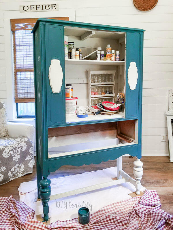 Painting an Antique a Bold Blue DIY Beautify Creating
