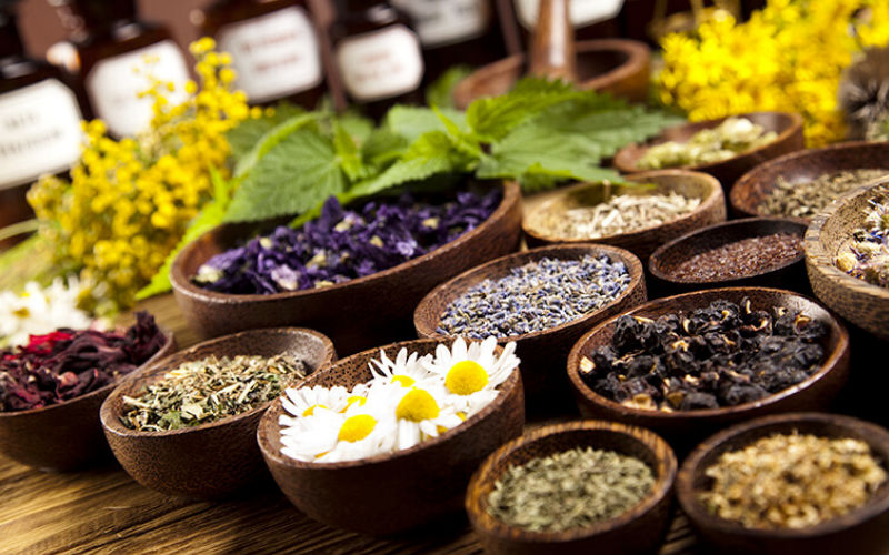 Grande Pharma: Tentando remover a homeopatia e outros remédios naturais dos varejistas