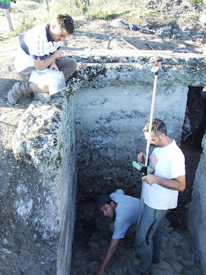Arqueología de la Guerra Civil Española Una avanzadilla de la Avanzadilla