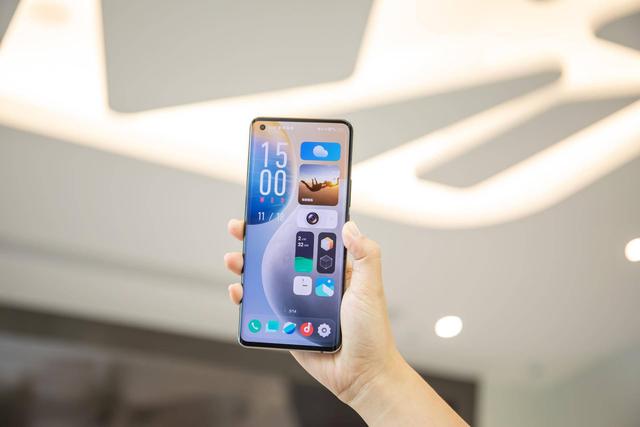 Membuat Desktop Kreatif Sederhana Di OriginOS