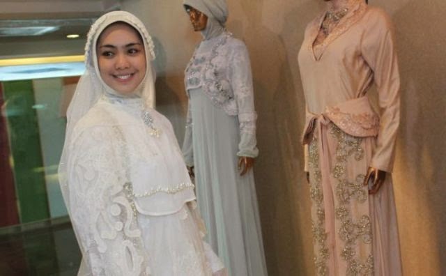busana pengantin muslimah hijab
