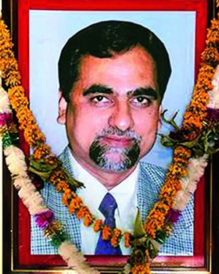 Judge Loya case hearing LIVE Updates: SC rejects probe demand into his death, says petitioners tried to ‘scandalise’ judiciary, New Delhi, Trending, Supreme Court of India, Justice, Conspiracy, Media, Report, National, News