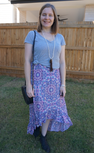 casual grey tee over high low maxi skirt outfit with straw circle bag and ankle boots | away from blue