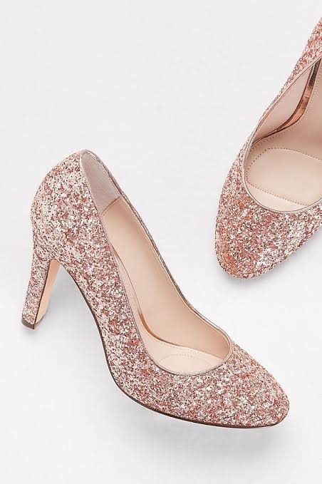 Walkable Prom Shoes - Your Essentials For Big Prom Wedding Day ...