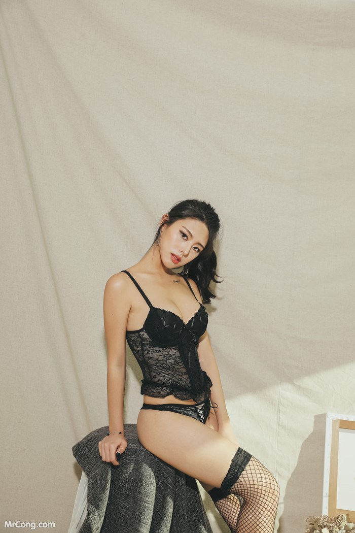 Jung Yuna's beauty in underwear in October 2017 (132 photos)