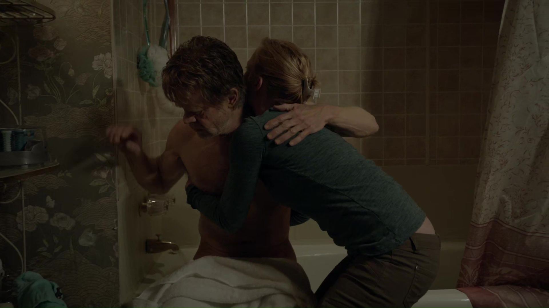 William H. Macy nude in Shameless 4-07 "A Jailbird, Invalid, Martyr, C...