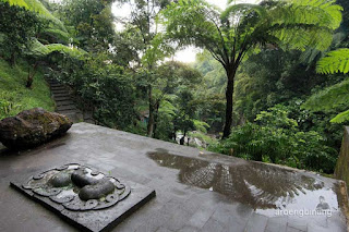 air terjun parang ijo karanganyar