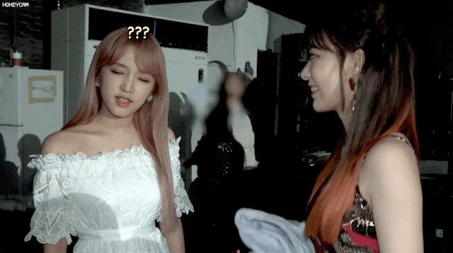 여신과 천사오리 꾸라 예나