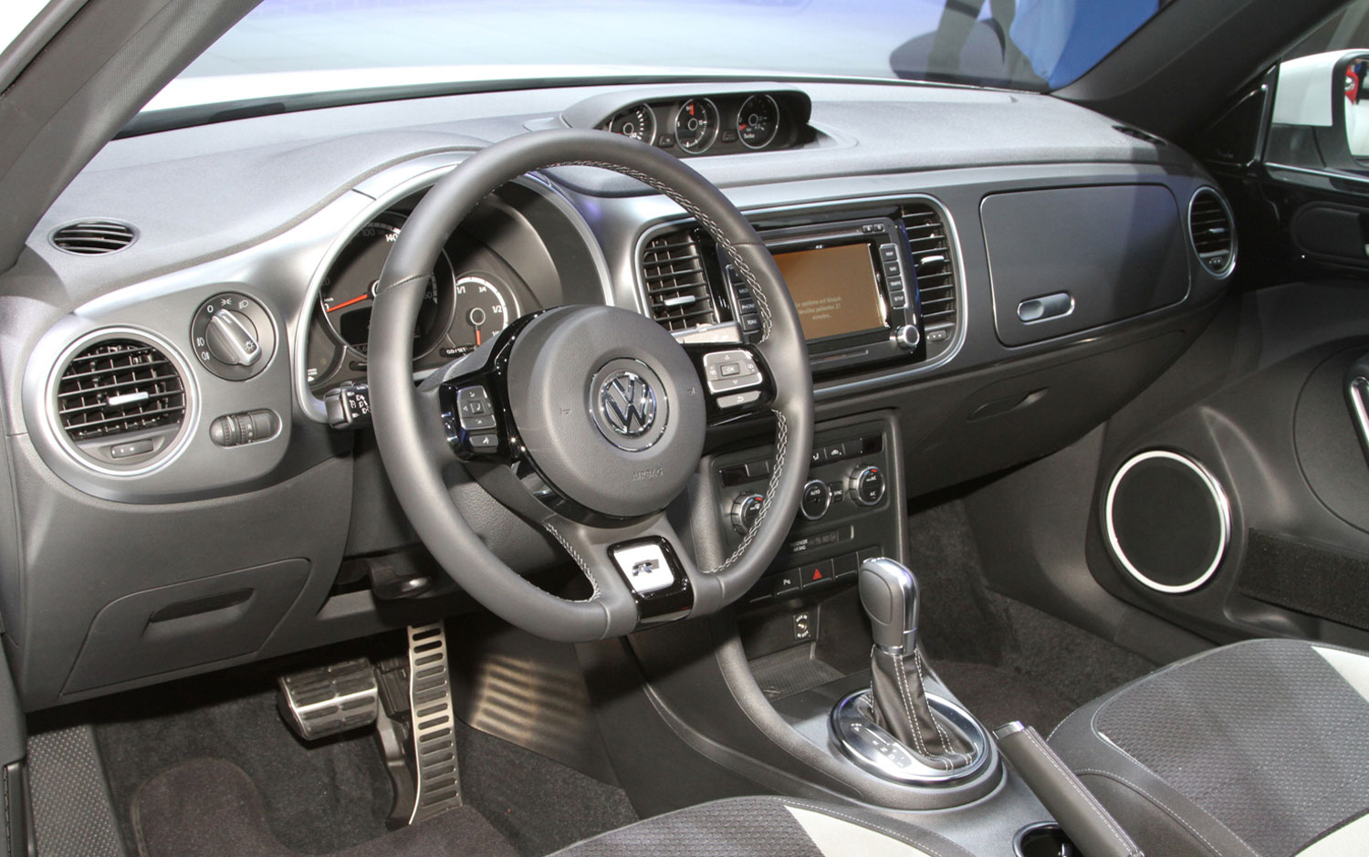New Volkswagen Beetle R-Line Offers Visual Upgrades Inside and Out ...