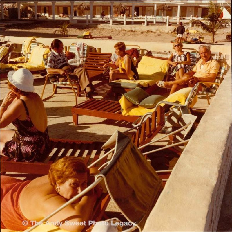 In the 1970s, Andy Sweet Photographed the Kitschy Vibrance of a 'Fading' Miami Beach Vintage