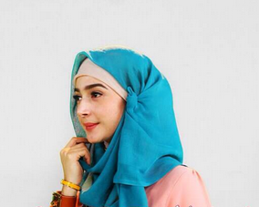 http://amula77.blogspot.com/search/label/Biodata%20Artis