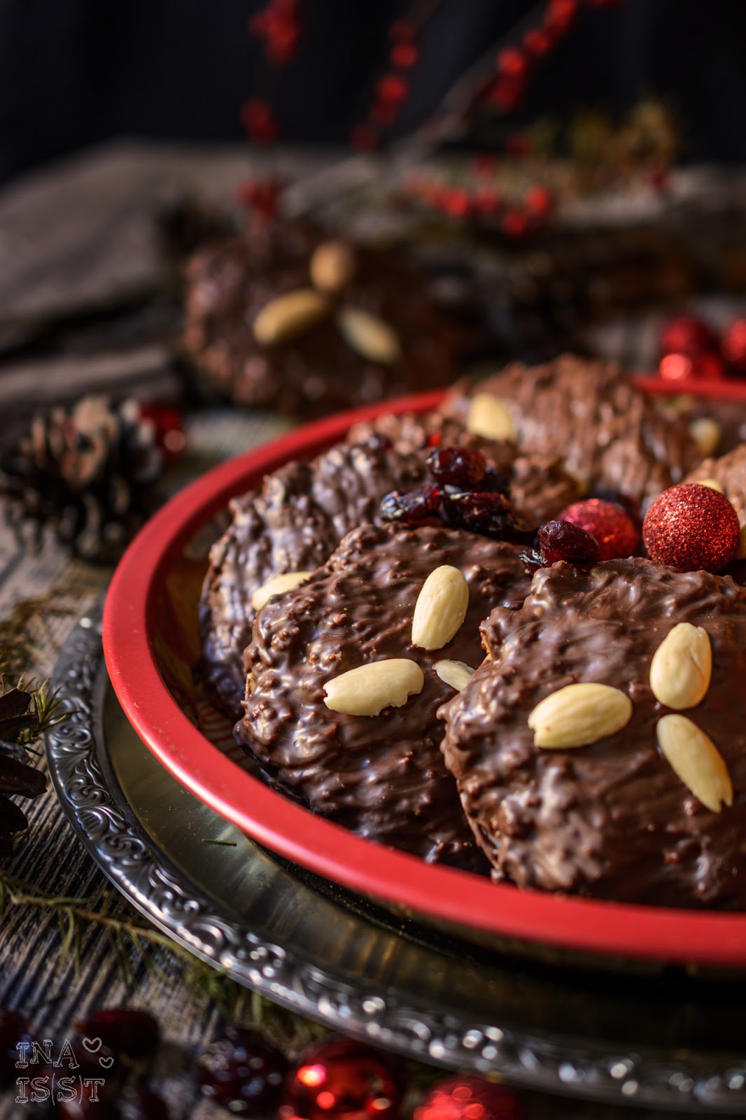 Ina Is(s)t: Elisenlebkuchen mit Cranberries / German Gingerbread with ...