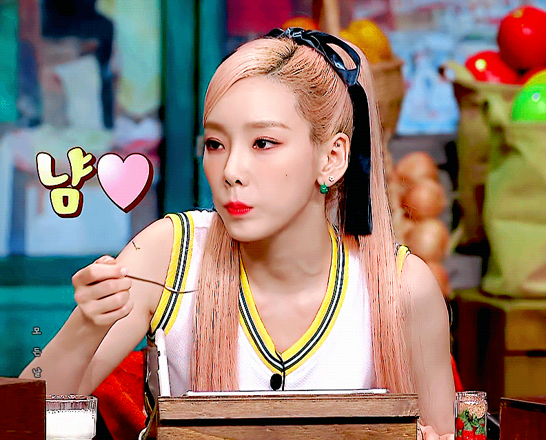 [연예] [움짤]         놀토 치어리더 탱구 -  와이드섬