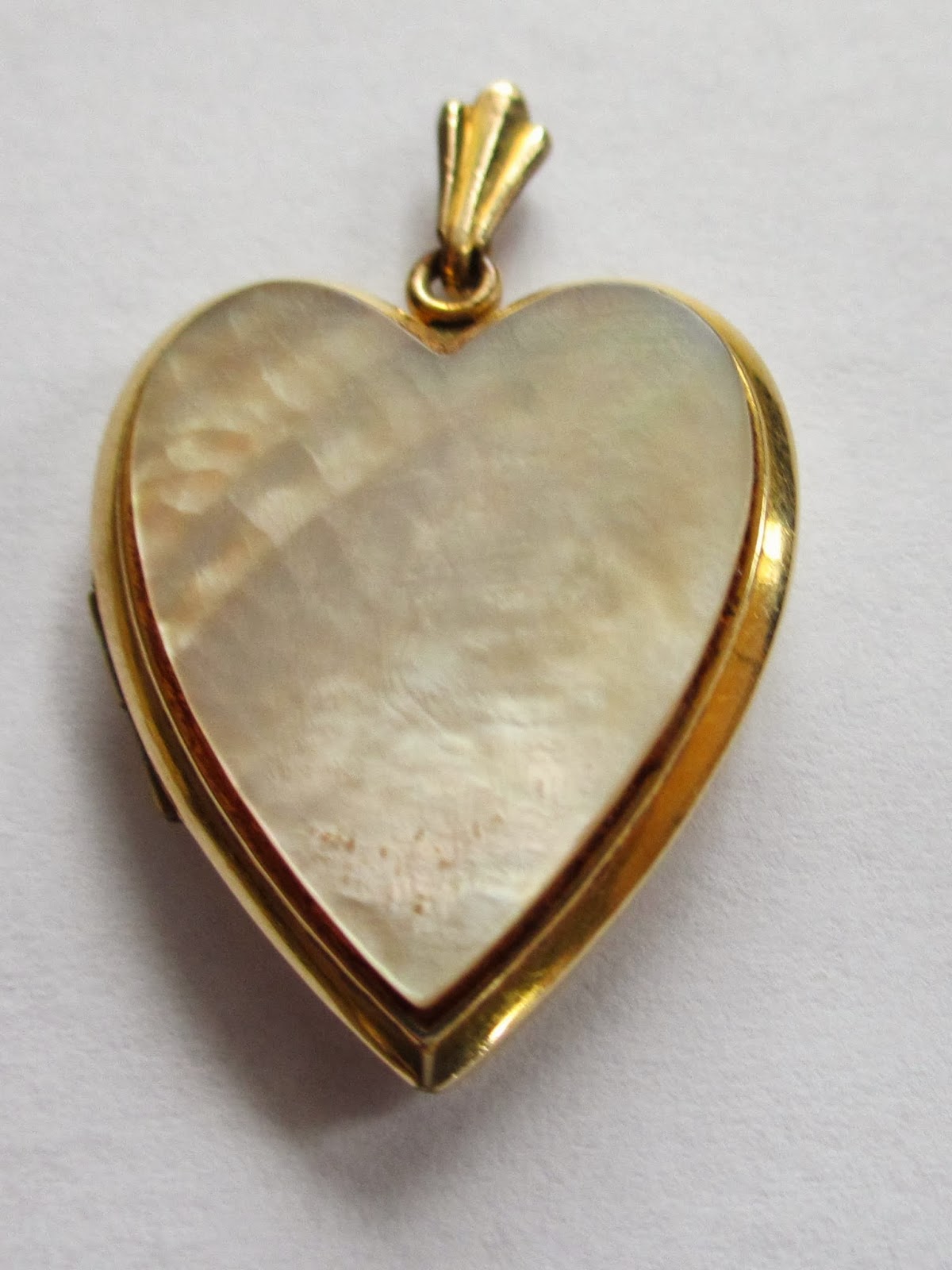 SUZI Q'S ESTATE FINDS: Vintage 12K Gold Filled Mother of Pearl Heart ...